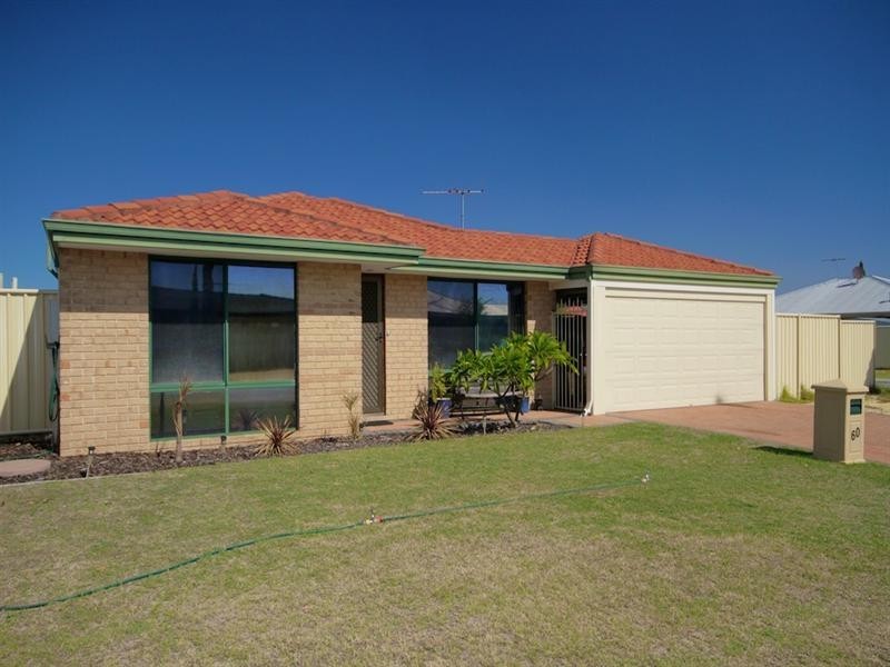 60 Lombardy Crescent, Caversham WA 6055
