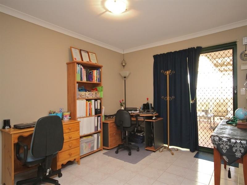 60 Lombardy Crescent, Caversham WA 6055