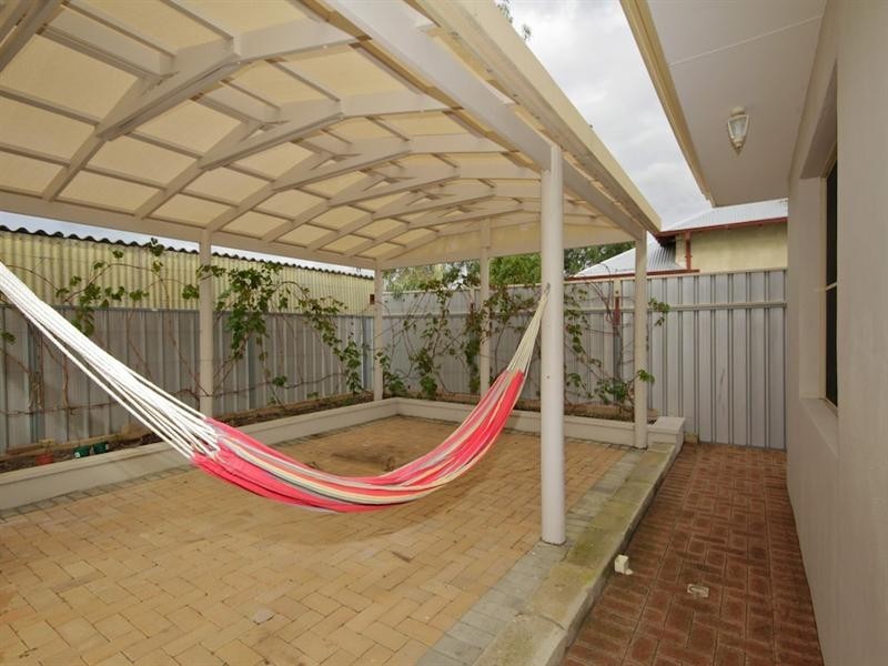 12 Elsfield Way, Bassendean WA 6054