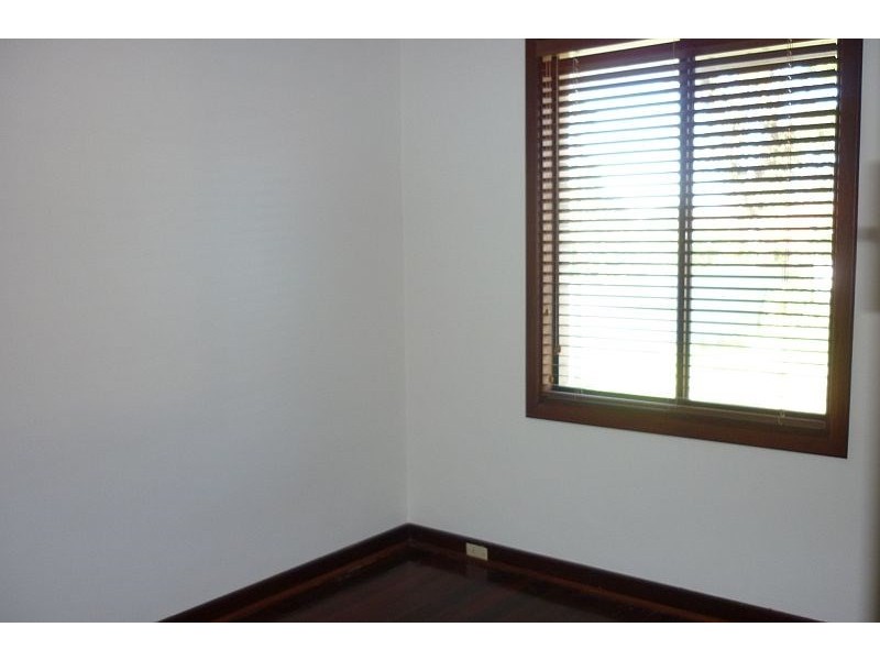 32 Oliver Street, Dianella WA 6059