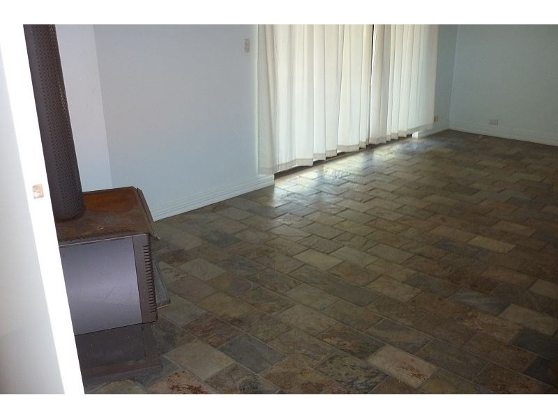 32 Oliver Street, Dianella WA 6059