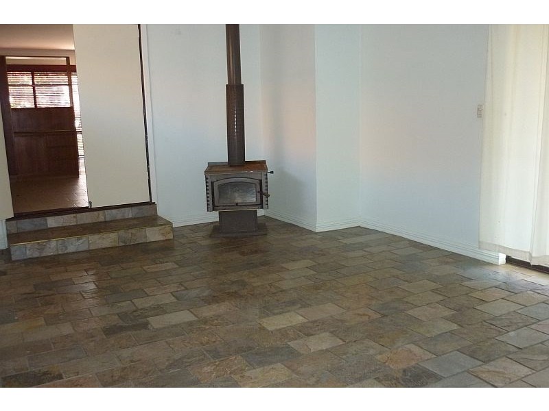 32 Oliver Street, Dianella WA 6059