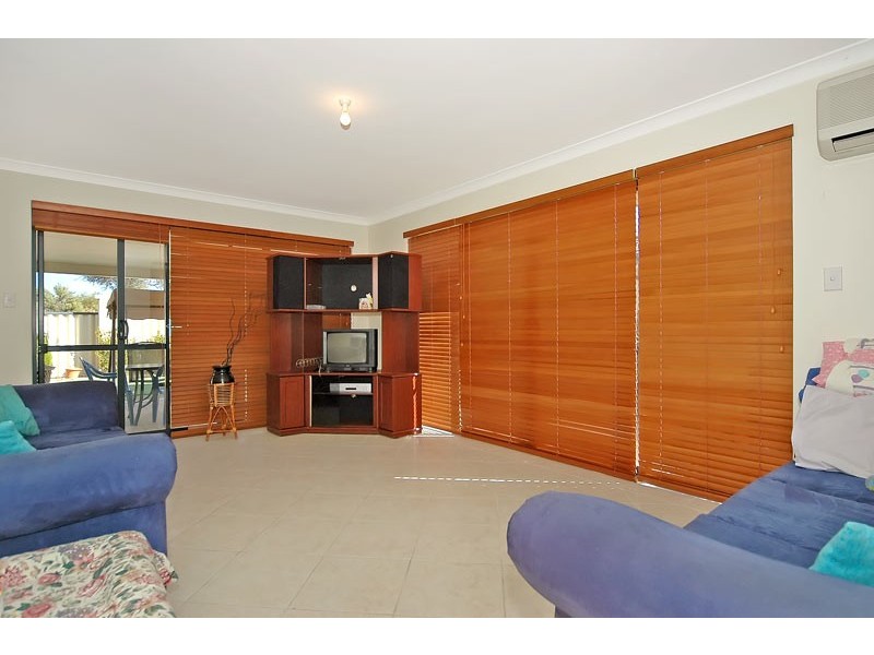 51 Albatross Loop, Beechboro WA 6063