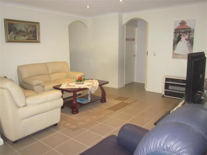 121 Bluegum Road, Beechboro WA 6063