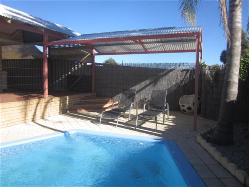 121 Bluegum Road, Beechboro WA 6063