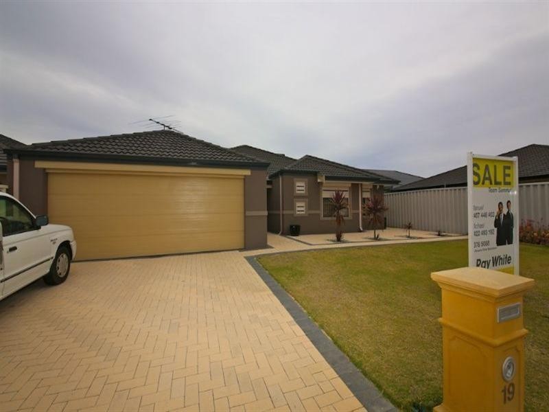 19 Calla Street, Beechboro WA 6063