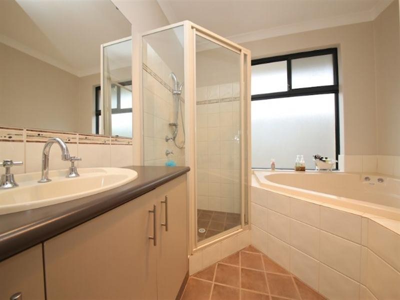 19 Calla Street, Beechboro WA 6063