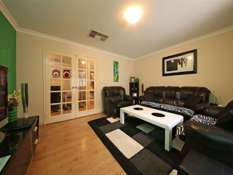 19 Calla Street, Beechboro WA 6063