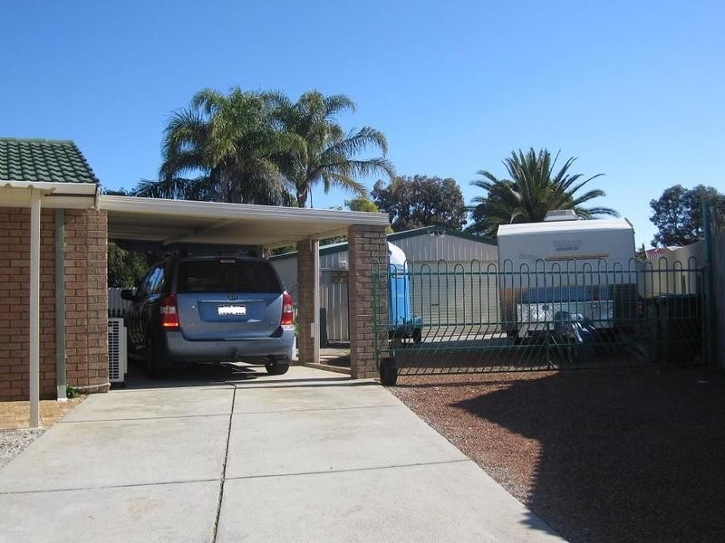 7 Guy Court, Beechboro WA 6063