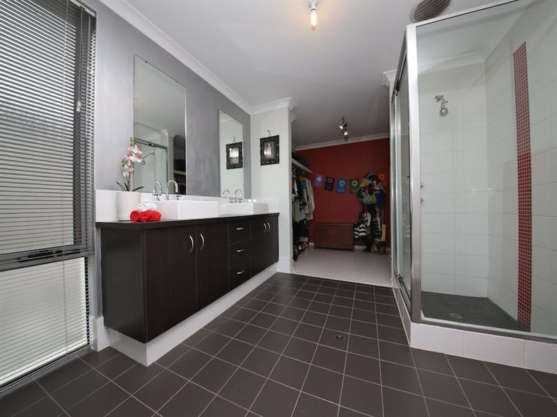 19 Driftwood Way, Beechboro WA 6063