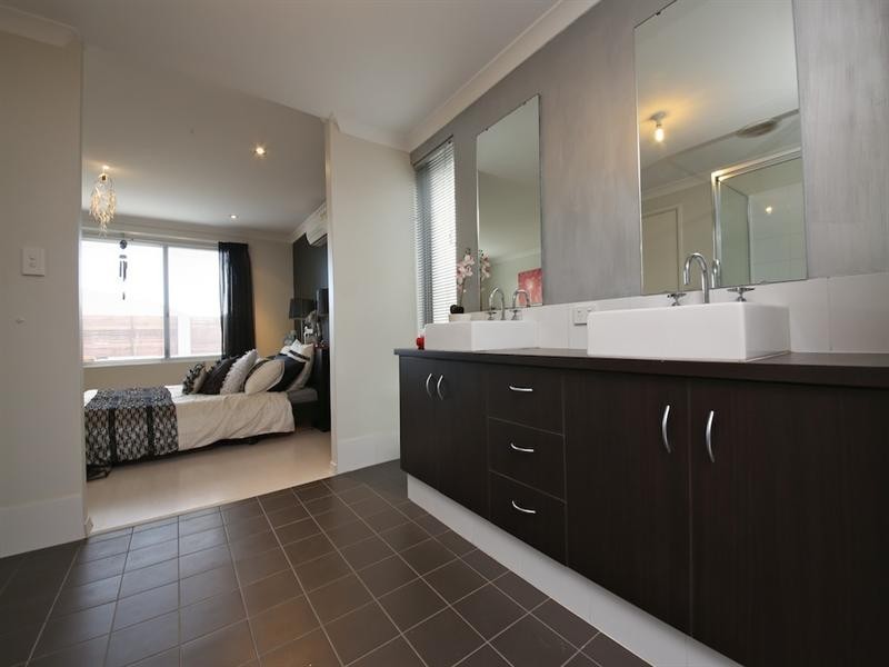 19 Driftwood Way, Beechboro WA 6063