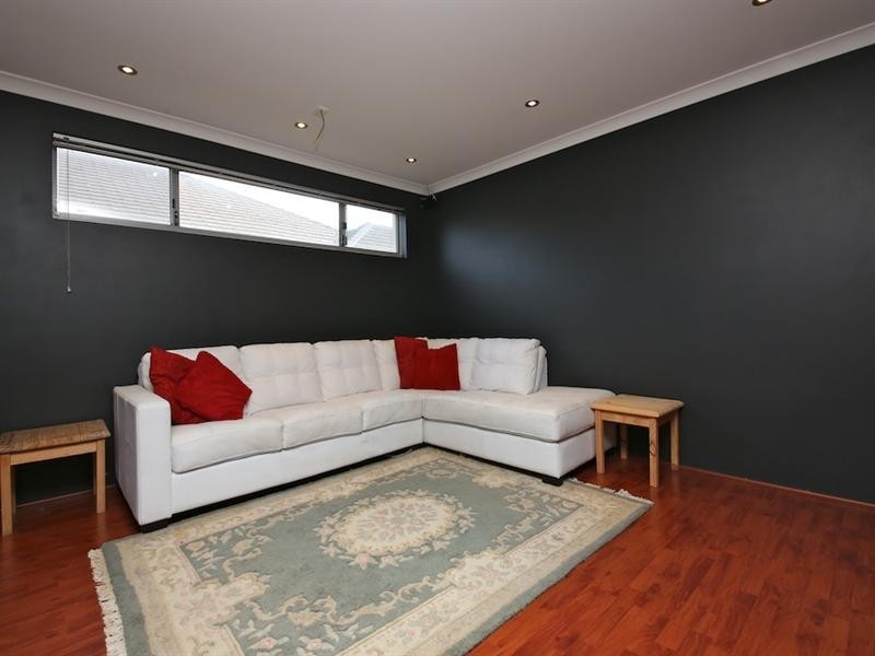 19 Driftwood Way, Beechboro WA 6063