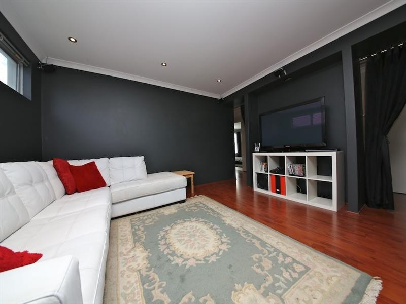 19 Driftwood Way, Beechboro WA 6063