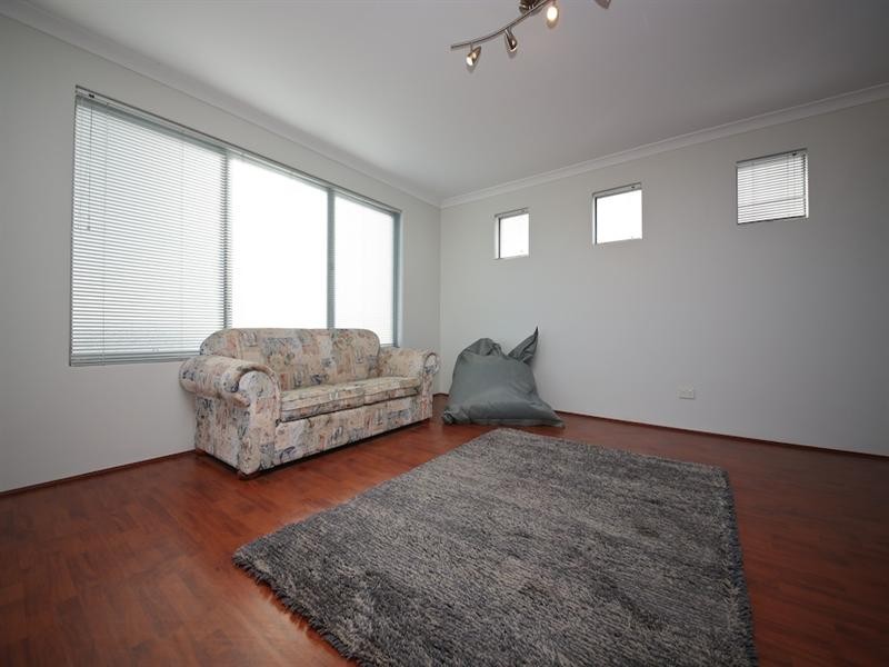 19 Driftwood Way, Beechboro WA 6063