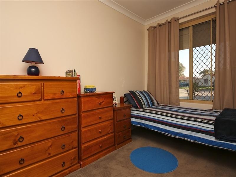 10 Congo Place, Beechboro WA 6063