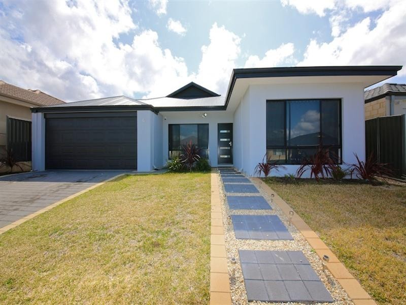 6 Aston Chase, Aveley WA 6069