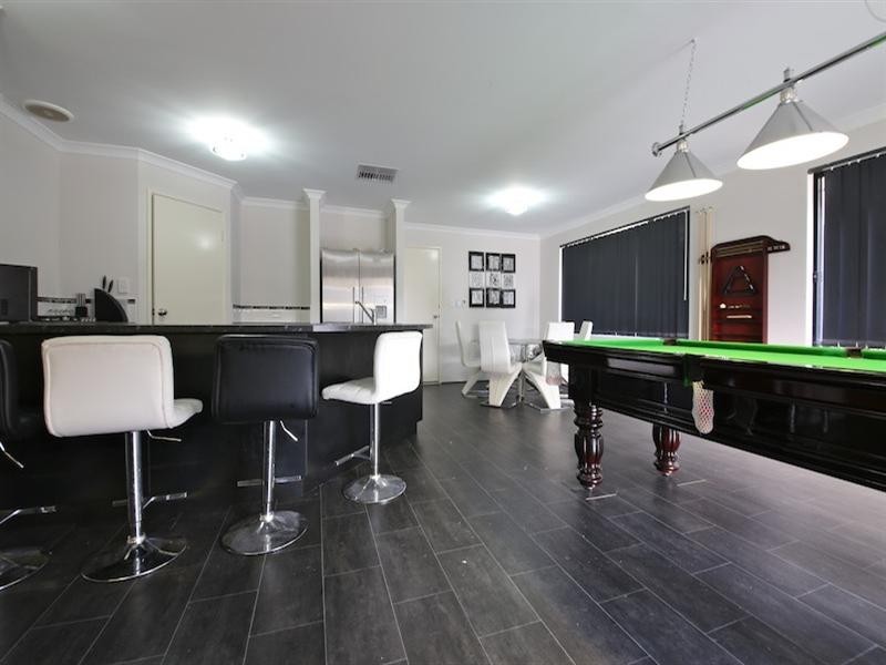 6 Aston Chase, Aveley WA 6069