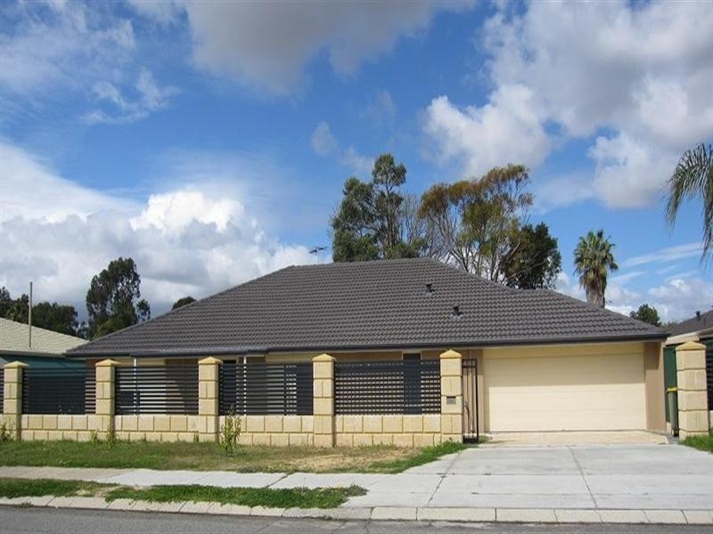 55 King Road, Beechboro WA 6063