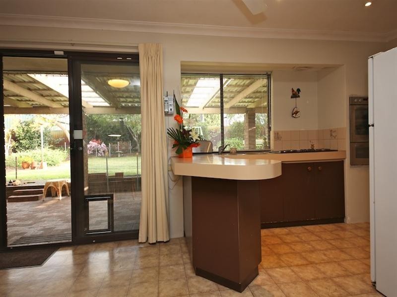 10 Thorburn Avenue, Beechboro WA 6063