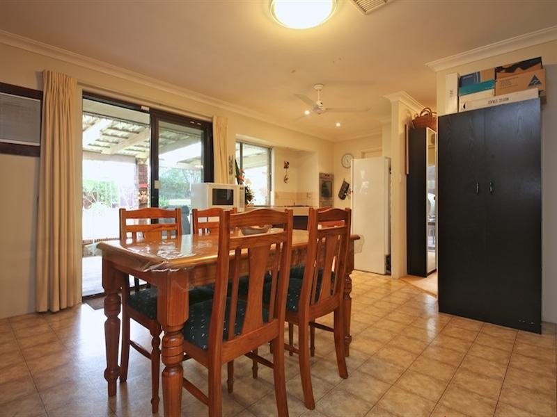 10 Thorburn Avenue, Beechboro WA 6063