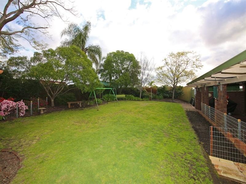 10 Thorburn Avenue, Beechboro WA 6063