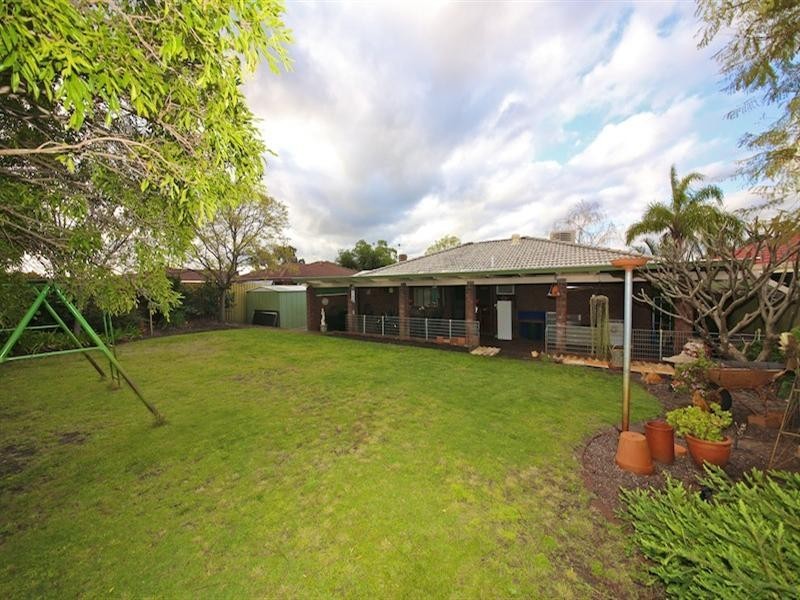 10 Thorburn Avenue, Beechboro WA 6063