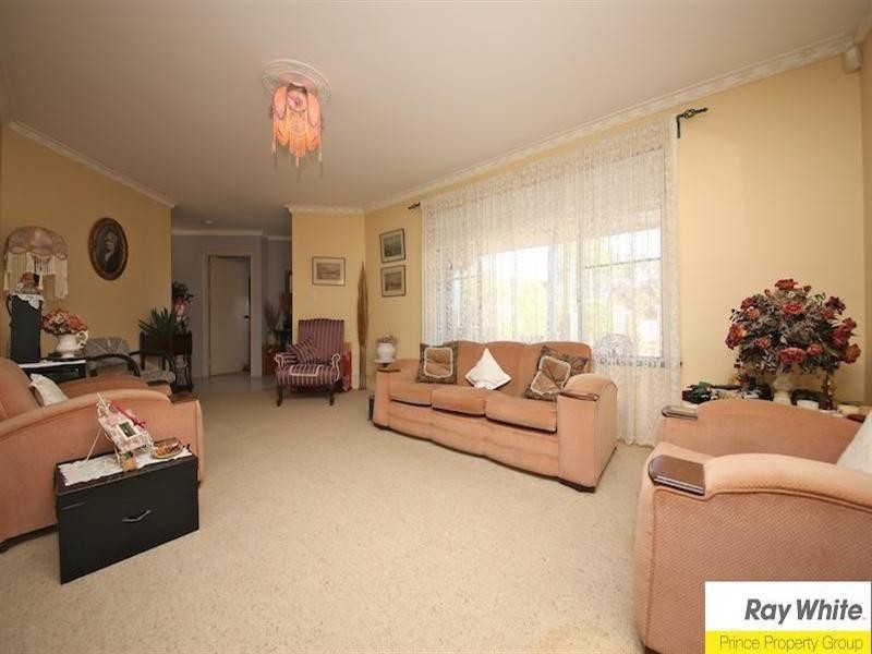 5 Don Close, Beechboro WA 6063