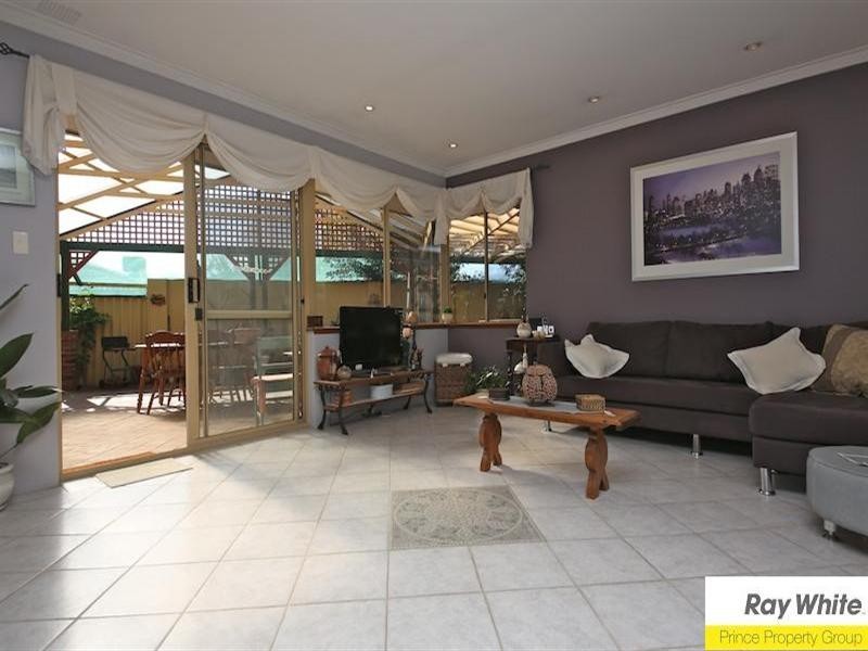 5 Don Close, Beechboro WA 6063