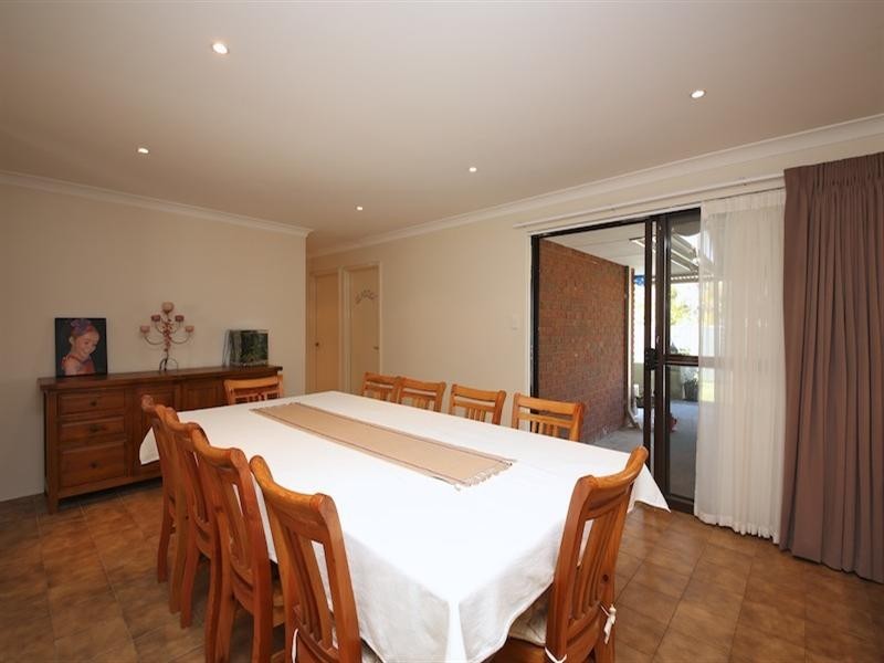 28 Columbia Way, Beechboro WA 6063