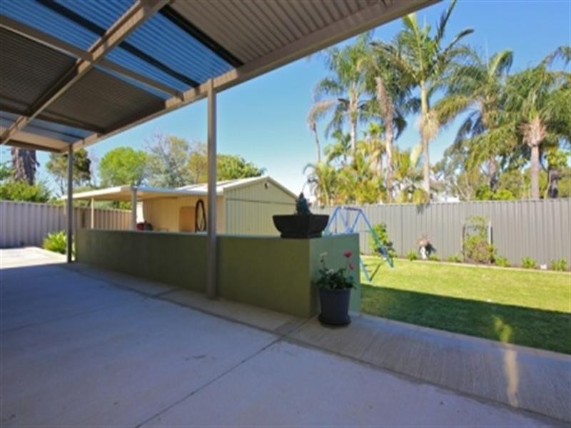 28 Columbia Way, Beechboro WA 6063