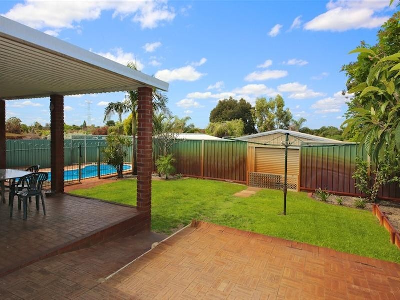 8 Hope Street, Beechboro WA 6063
