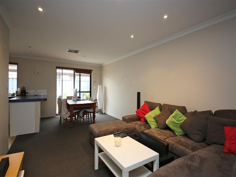 51 Rainbow Crescent, Beechboro WA 6063