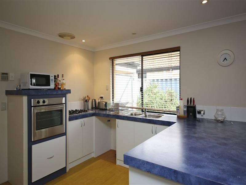 51 Rainbow Crescent, Beechboro WA 6063