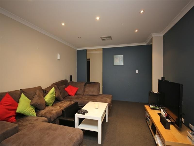 51 Rainbow Crescent, Beechboro WA 6063