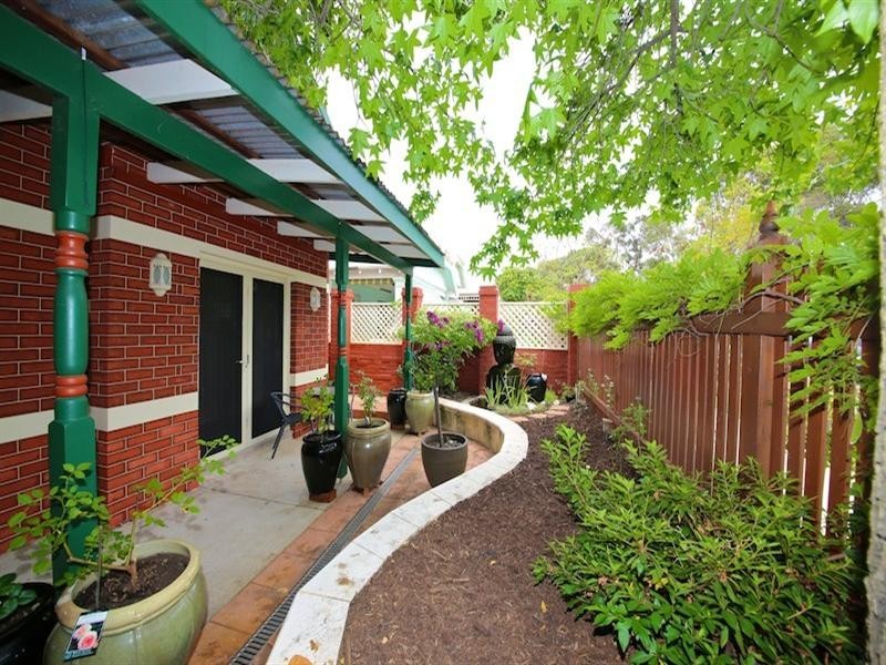 94 Zebina Street, East Perth WA 6004