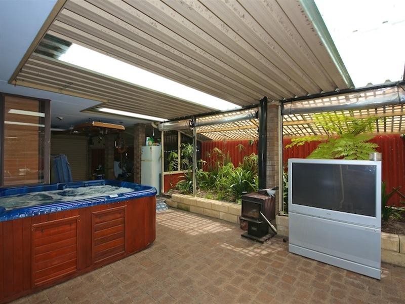 84 Pilkington Circus, Beechboro WA 6063