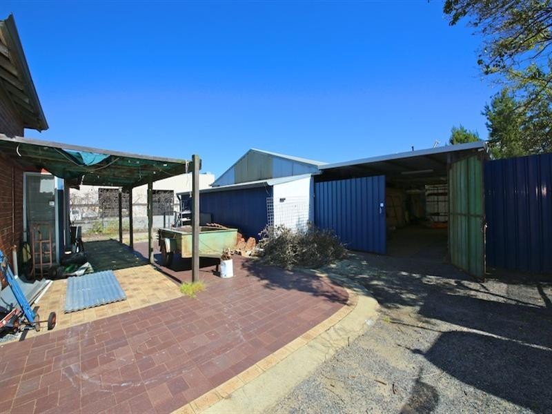 144 Railway Parade, Bassendean WA 6054