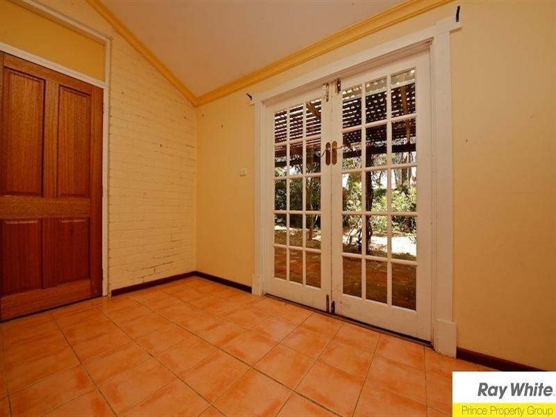 2 Gilbert Street, Bayswater WA 6053