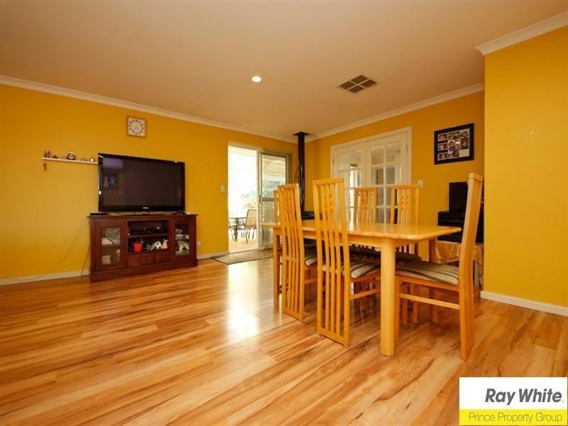 14 St Lawrence Drive, Beechboro WA 6063