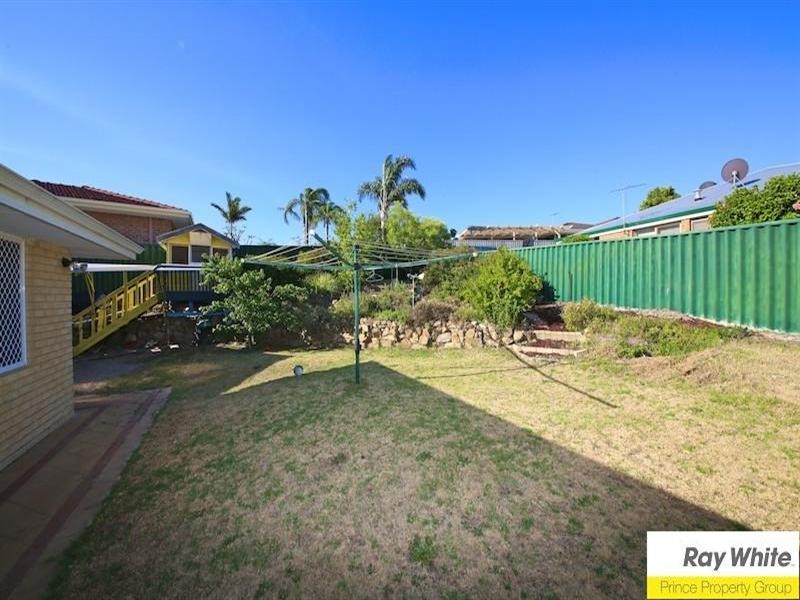 14 St Lawrence Drive, Beechboro WA 6063