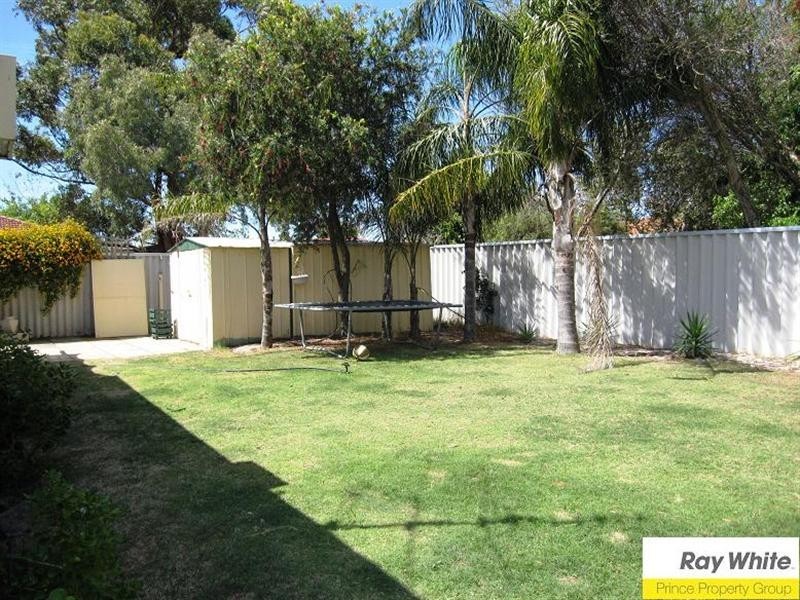 10 Pinewood Place, Beechboro WA 6063