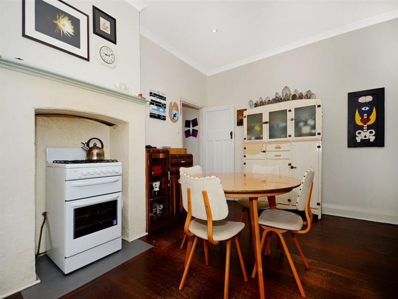 19 Eileen Street, Bassendean WA 6054