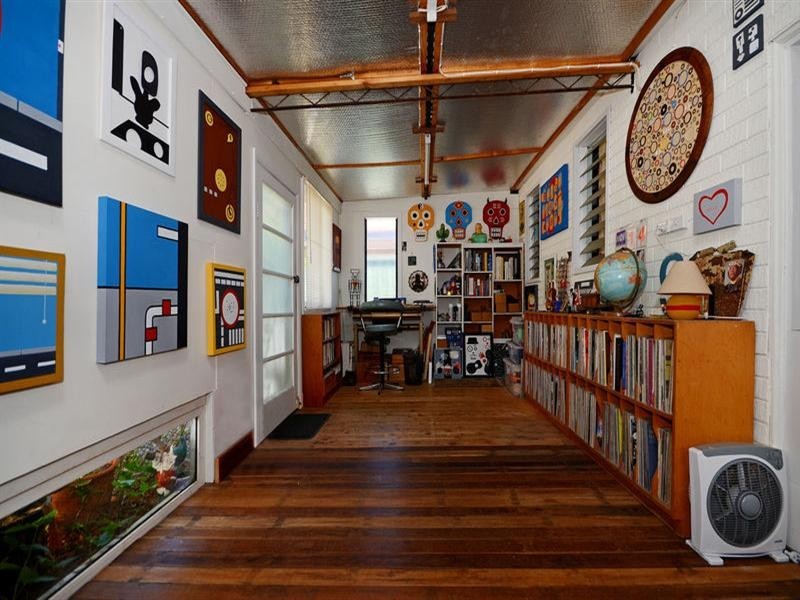 19 Eileen Street, Bassendean WA 6054