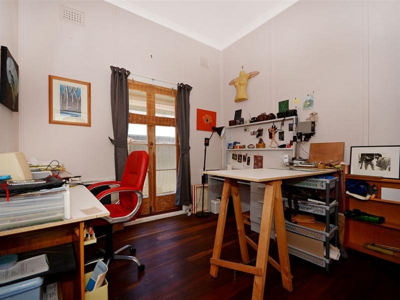 19 Eileen Street, Bassendean WA 6054