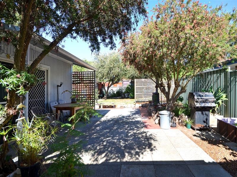 19 Eileen Street, Bassendean WA 6054