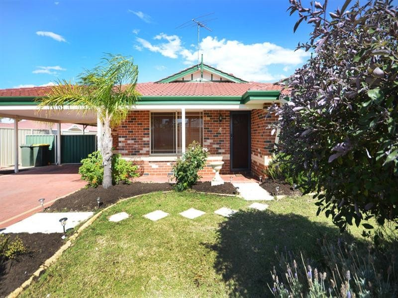 4 Loire Elbow, Caversham WA 6055