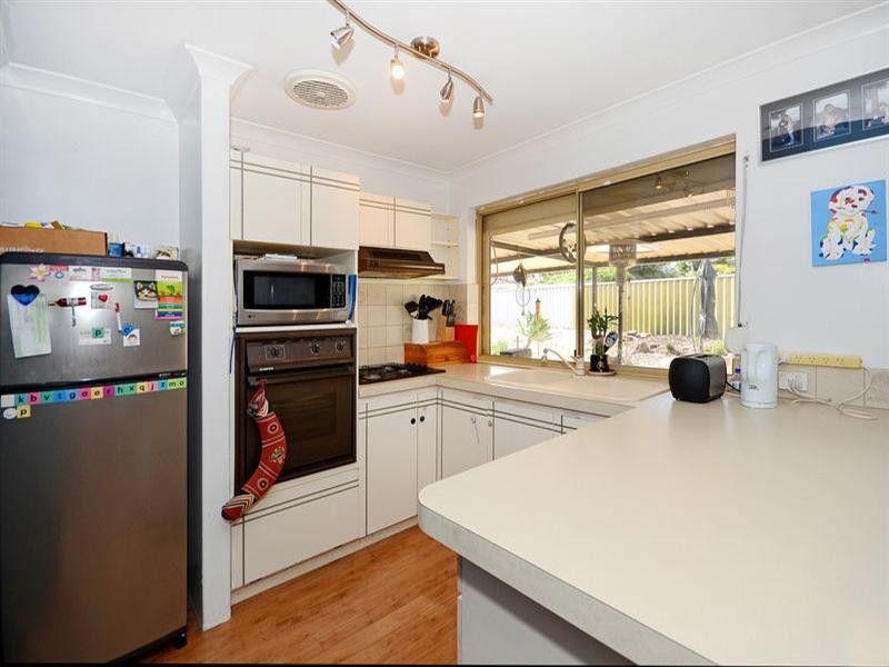 2 Woodman Place, Beechboro WA 6063