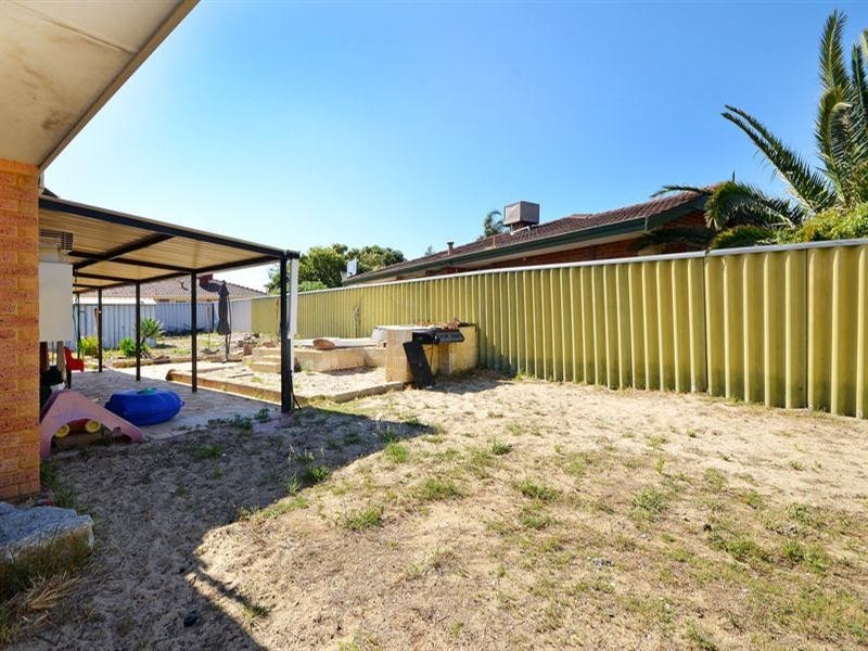 2 Woodman Place, Beechboro WA 6063