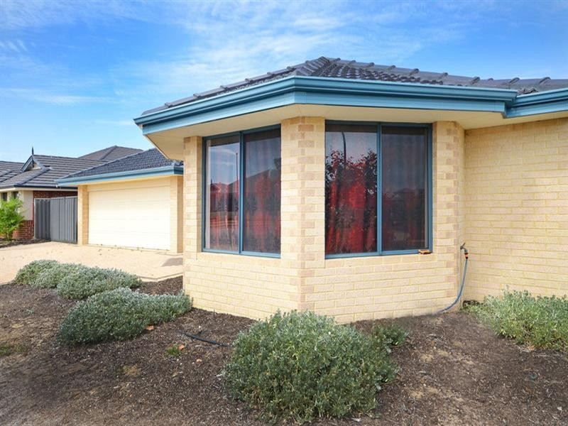 22 Amethyst Parkway, Aveley WA 6069