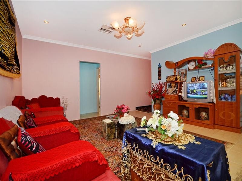 22 Amethyst Parkway, Aveley WA 6069